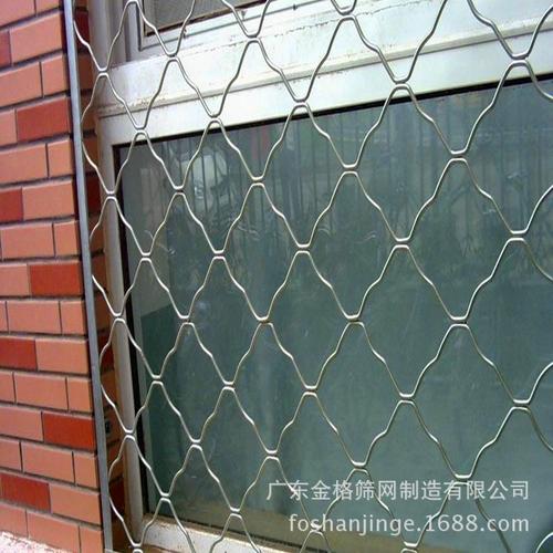 美格网防盗窗 菱形、方格与铝制之选，守护家居安全